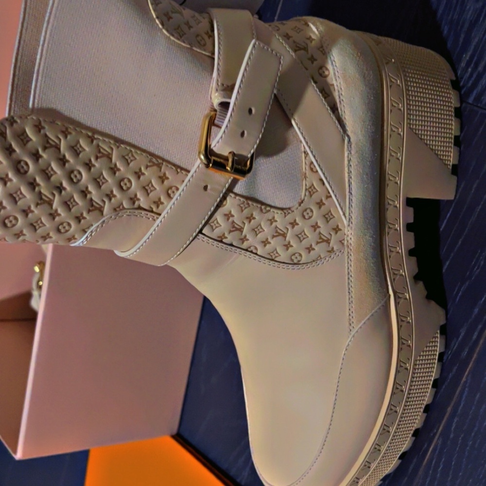 Louis Vuitton suede calfskin platform boots